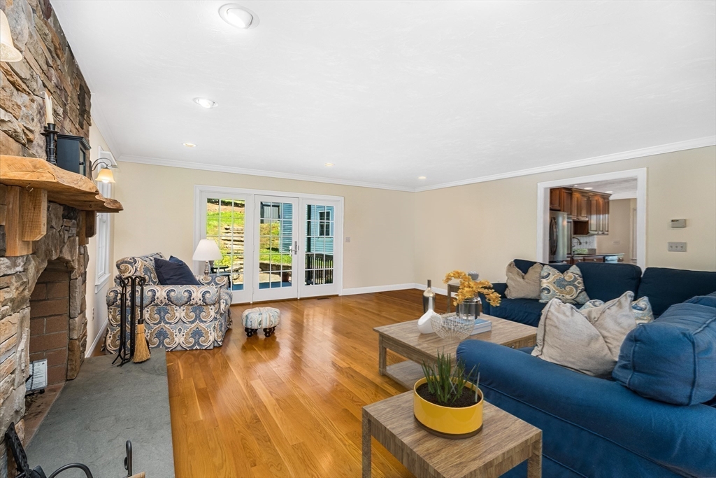 63 Uxbridge Road Sutton, MA 01590 - Photo 8 of 37