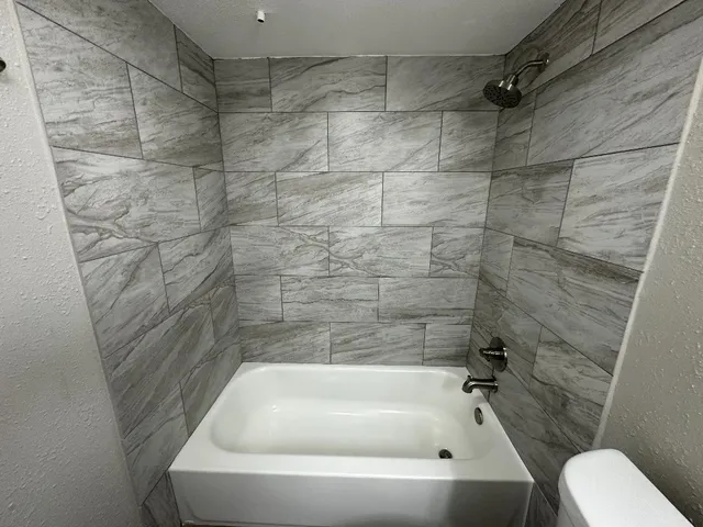 $111,999 | 4444 Victory Drive, Unit 1311, Houston, TX 77088