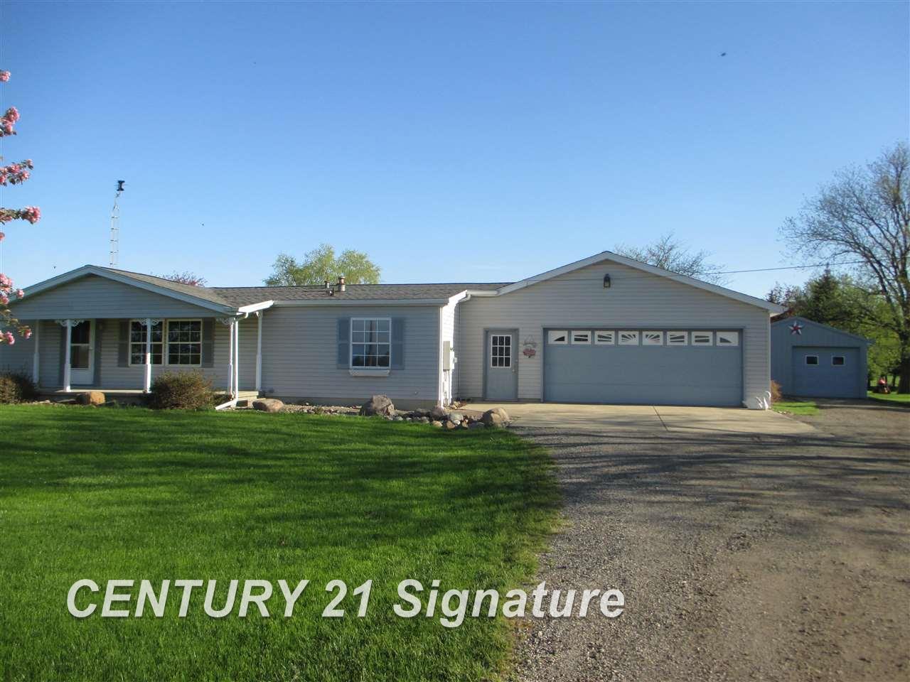 11270 West Stanley Road Flushing, MI 48433 - Photo 1 of 34