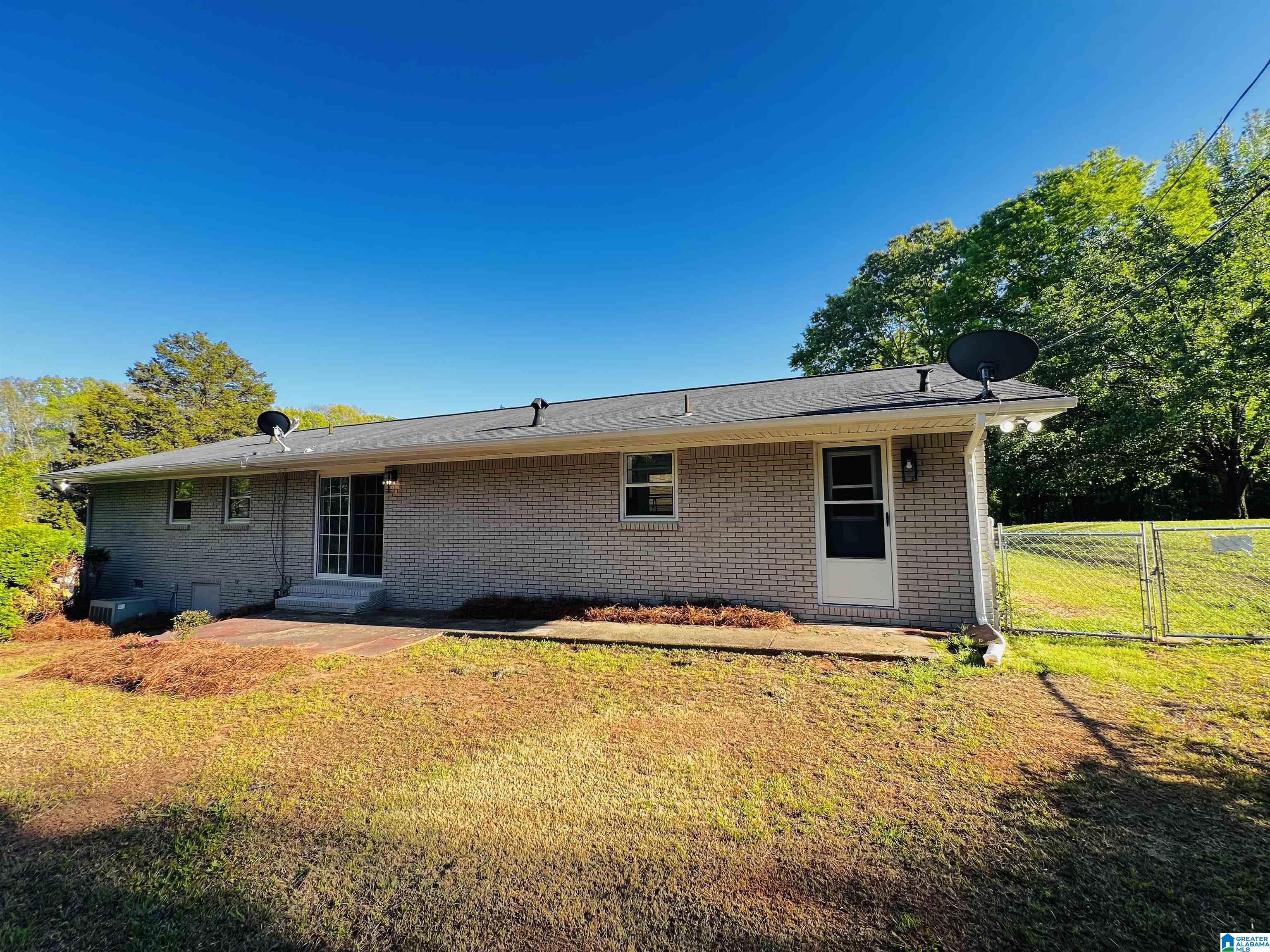 211 Oak Road Anniston, AL 36206 - Photo 26 of 28