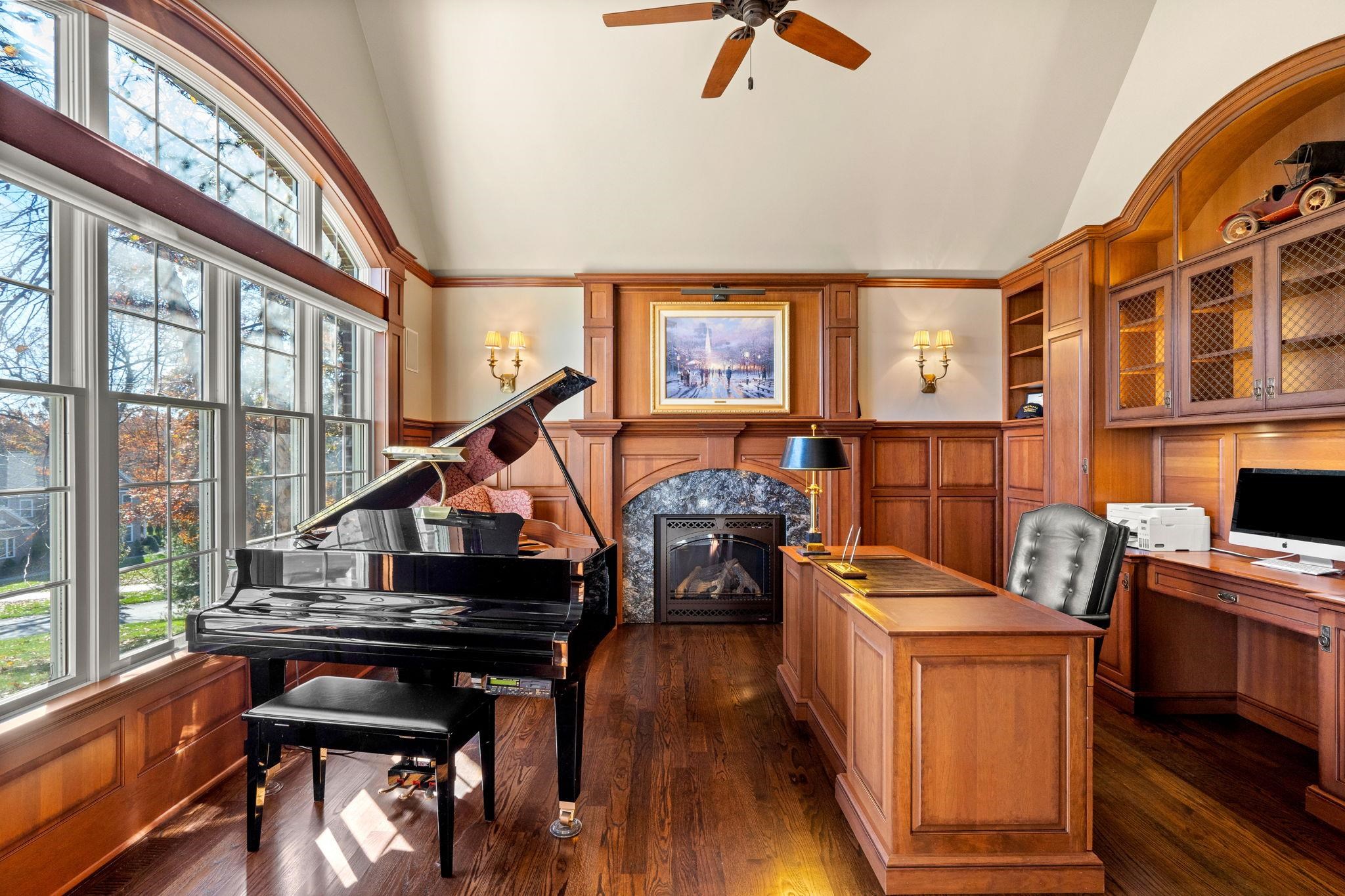 19 Bennington Road Windham, NH 03087 - Photo 16 of 39