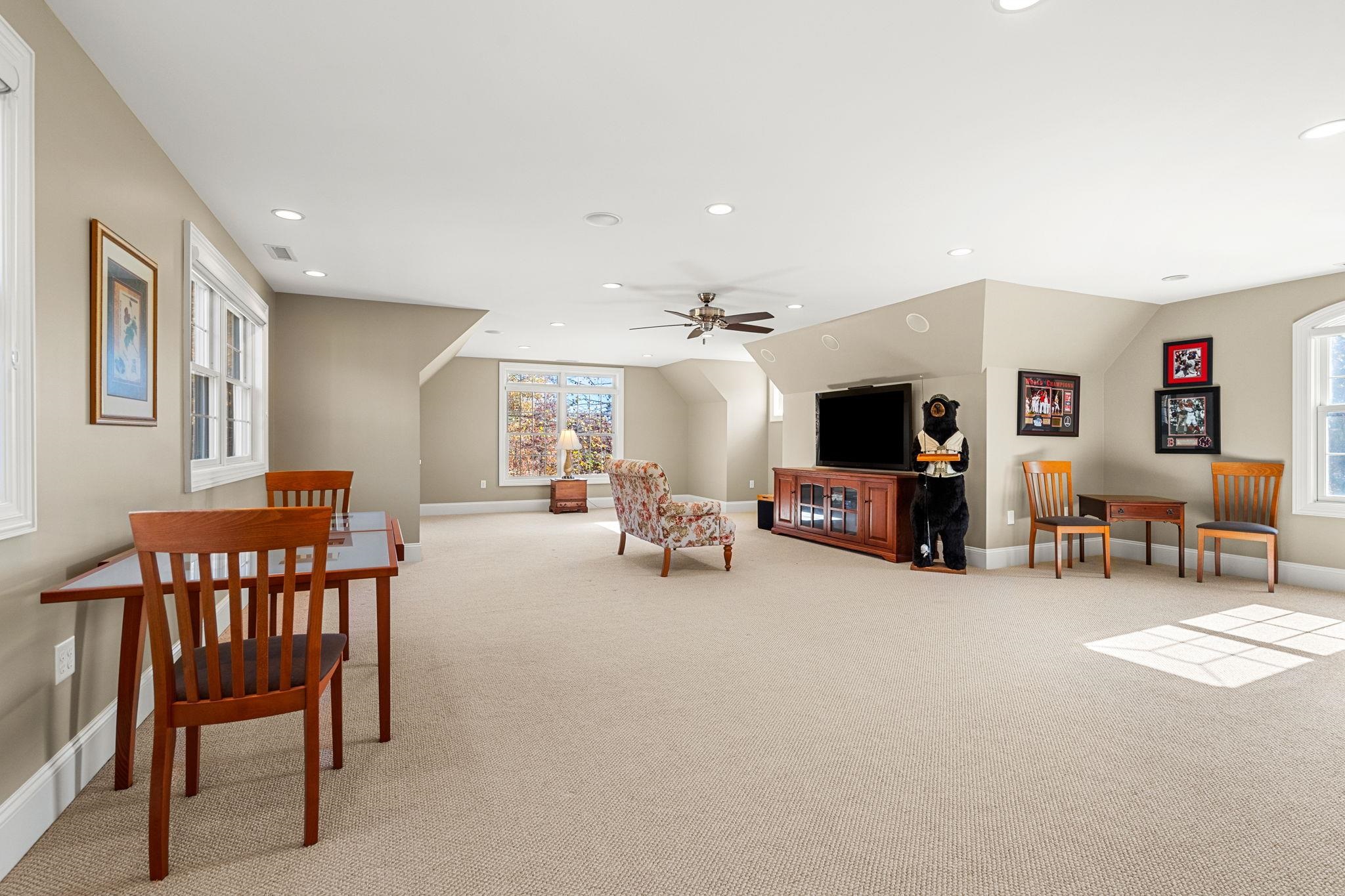 19 Bennington Road Windham, NH 03087 - Photo 21 of 39