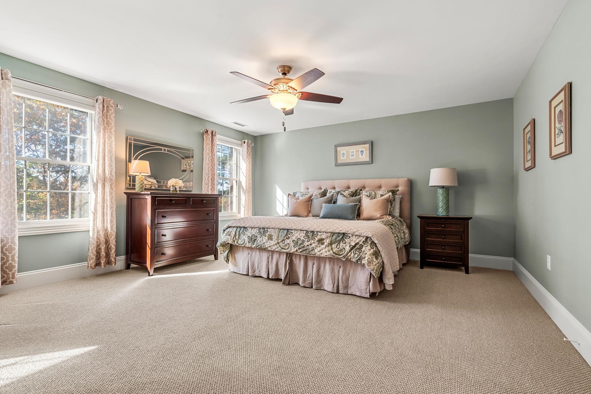 19 Bennington Road Windham, NH 03087 - Photo 34 of 39