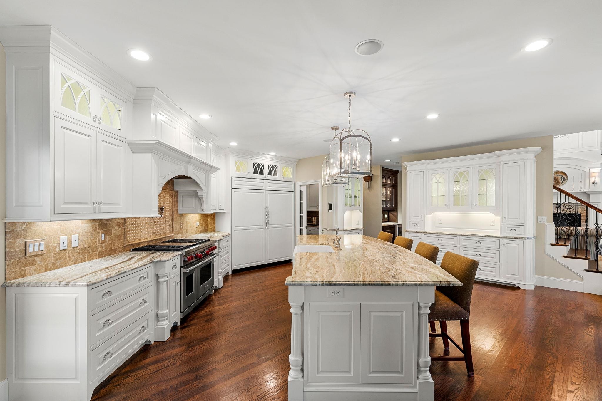 19 Bennington Road Windham, NH 03087 - Photo 4 of 39