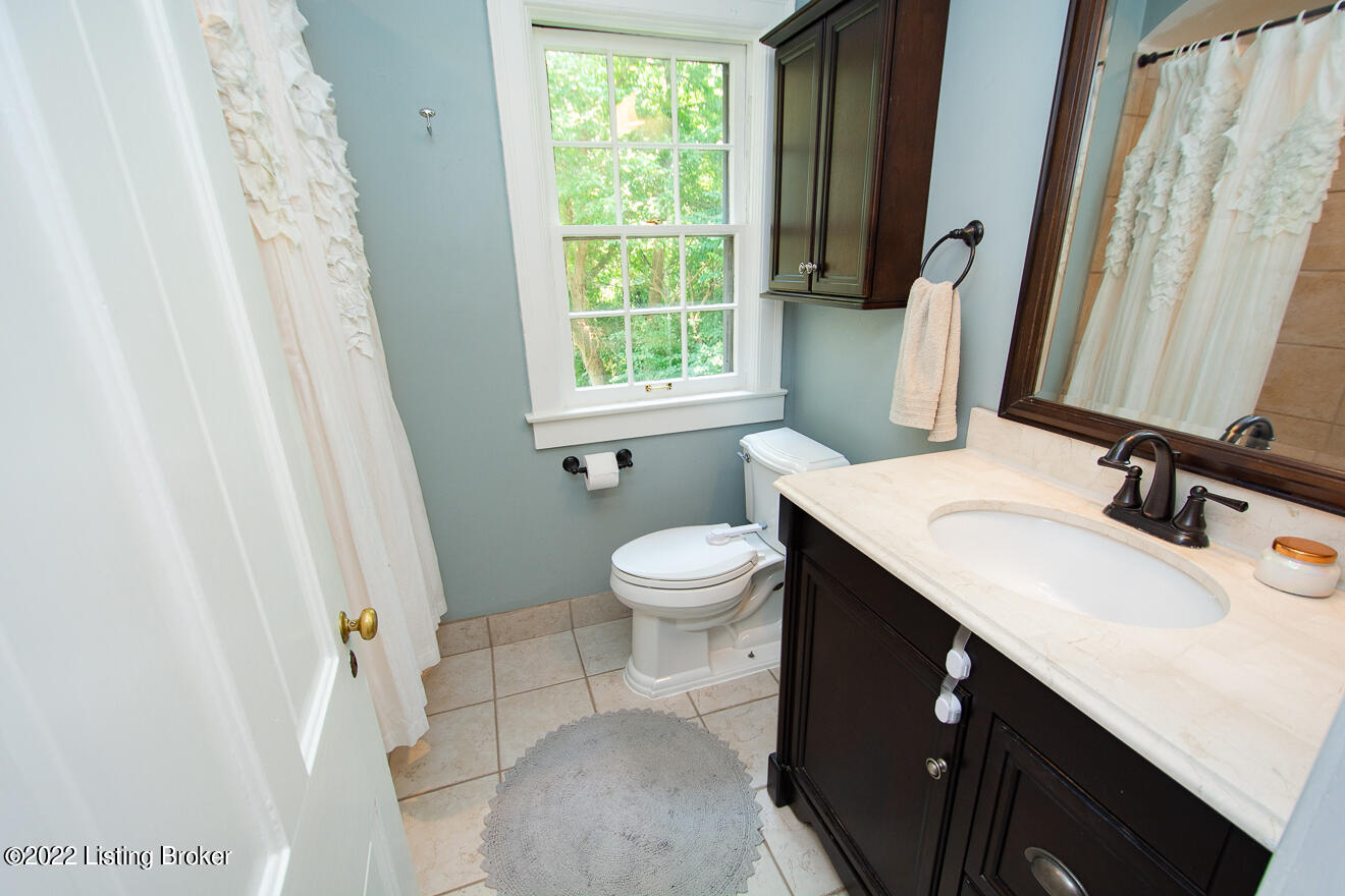 1706 Gresham Road Louisville, KY 40205 - Photo 37 of 75 Gresham-38