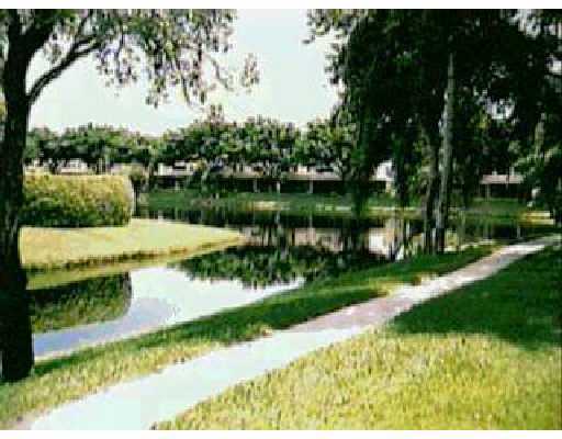 6117 Old Court Road, Unit 236 Boca Raton, FL 33433 - Photo 1 of 1 Primary Photo