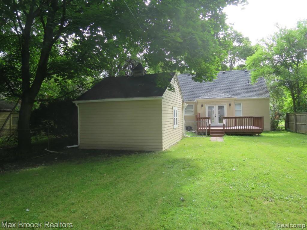 1828 Mansfield Road Birmingham, MI 48009 - Photo 20 of 20 23.jpg