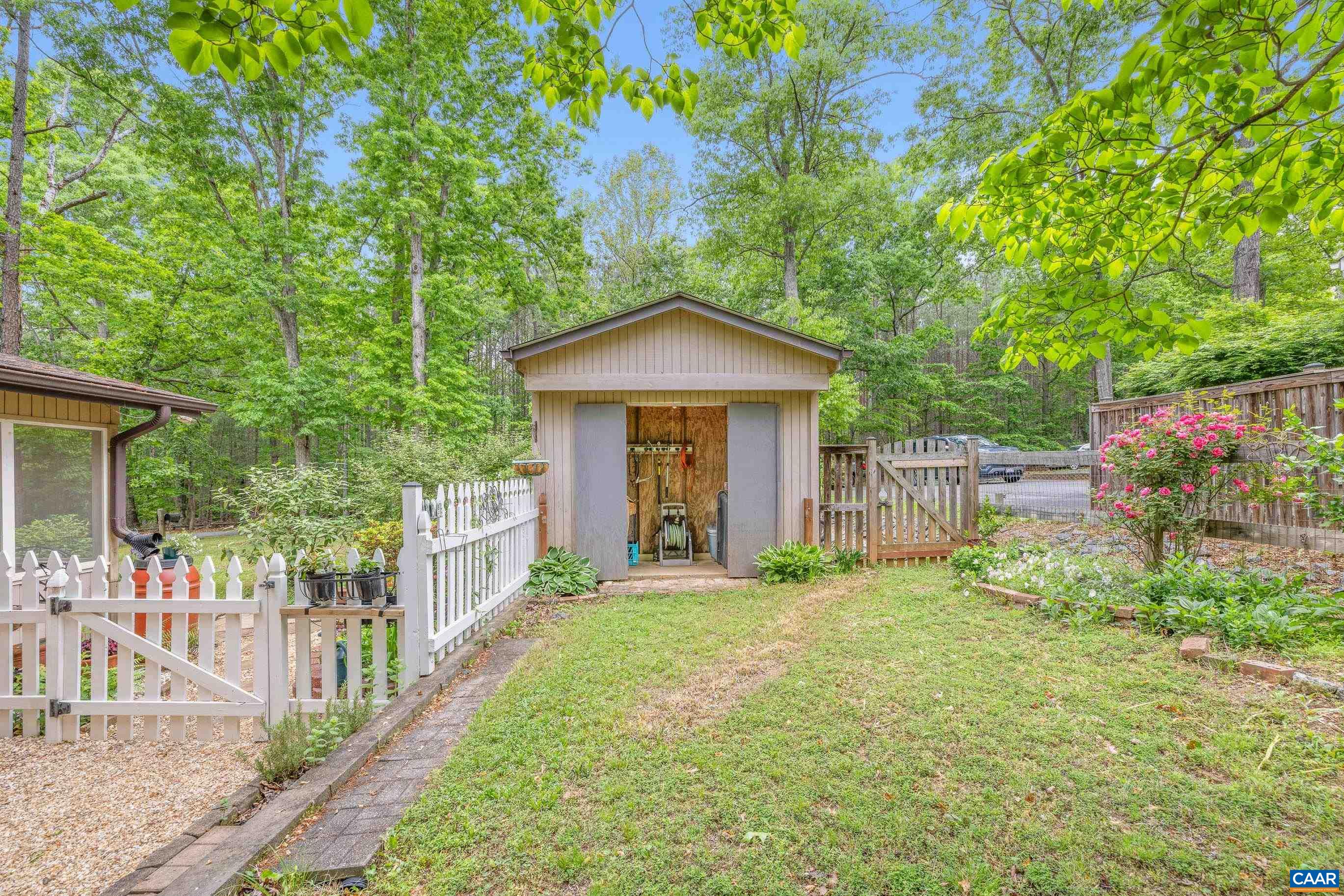9 Glen Burnie Road Palmyra, VA 22963 - Photo 8 of 45