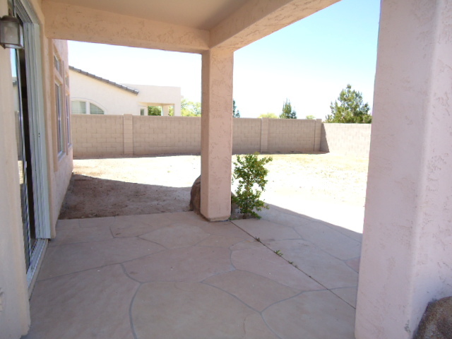 2020 West Darrel Road Phoenix, AZ 85041 - Photo 15 of 26 15