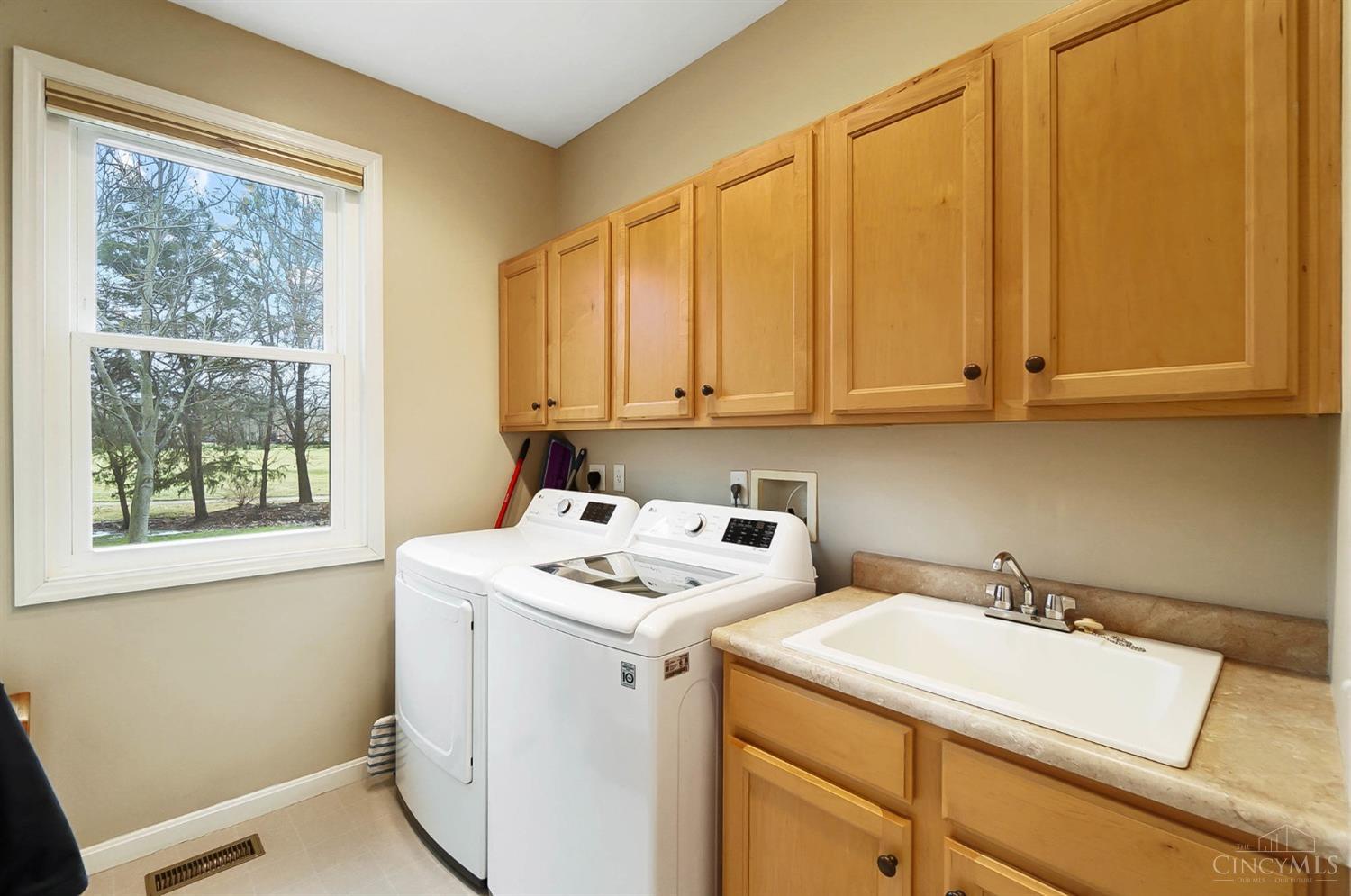 1597 Hawk Ridge Drive Maineville, OH 45039 - Photo 47 of 56 Gallery Image 47