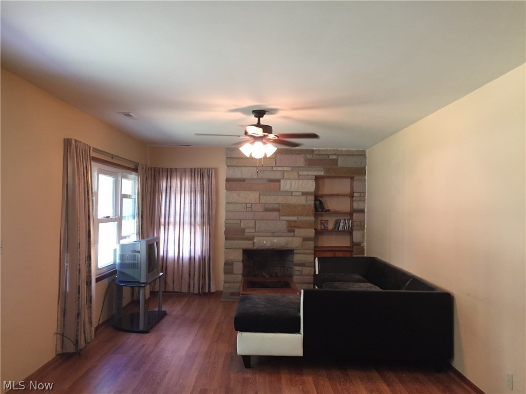 505 Deidrick Road Kent, OH 44240 - Photo 2 of 19