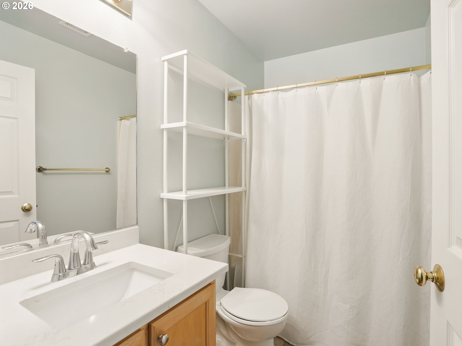 13370 Southwest 148th Avenue Portland, OR 97223 - Photo 20 of 29 Bathroom