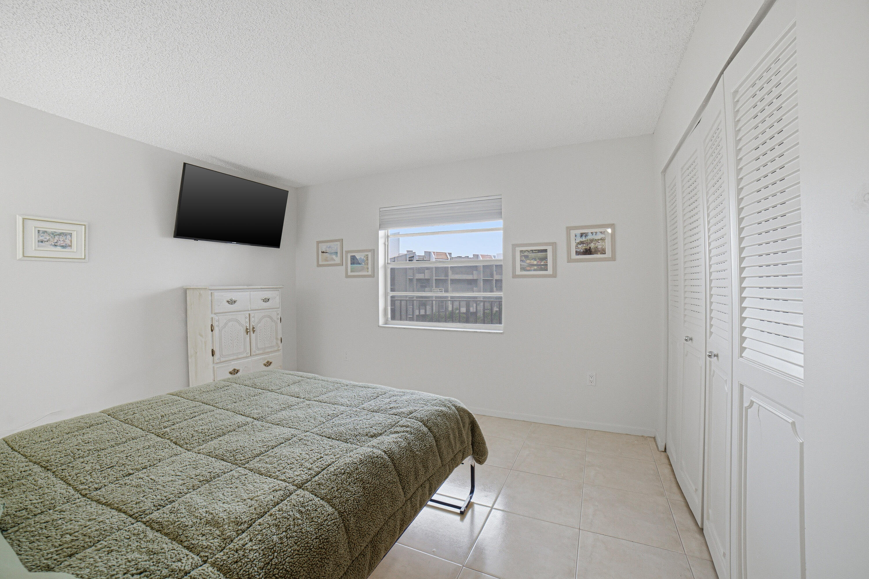 3940 Inverrary Boulevard, Unit 603A Lauderhill, FL 33319 - Photo 22 of 39 Bedroom1