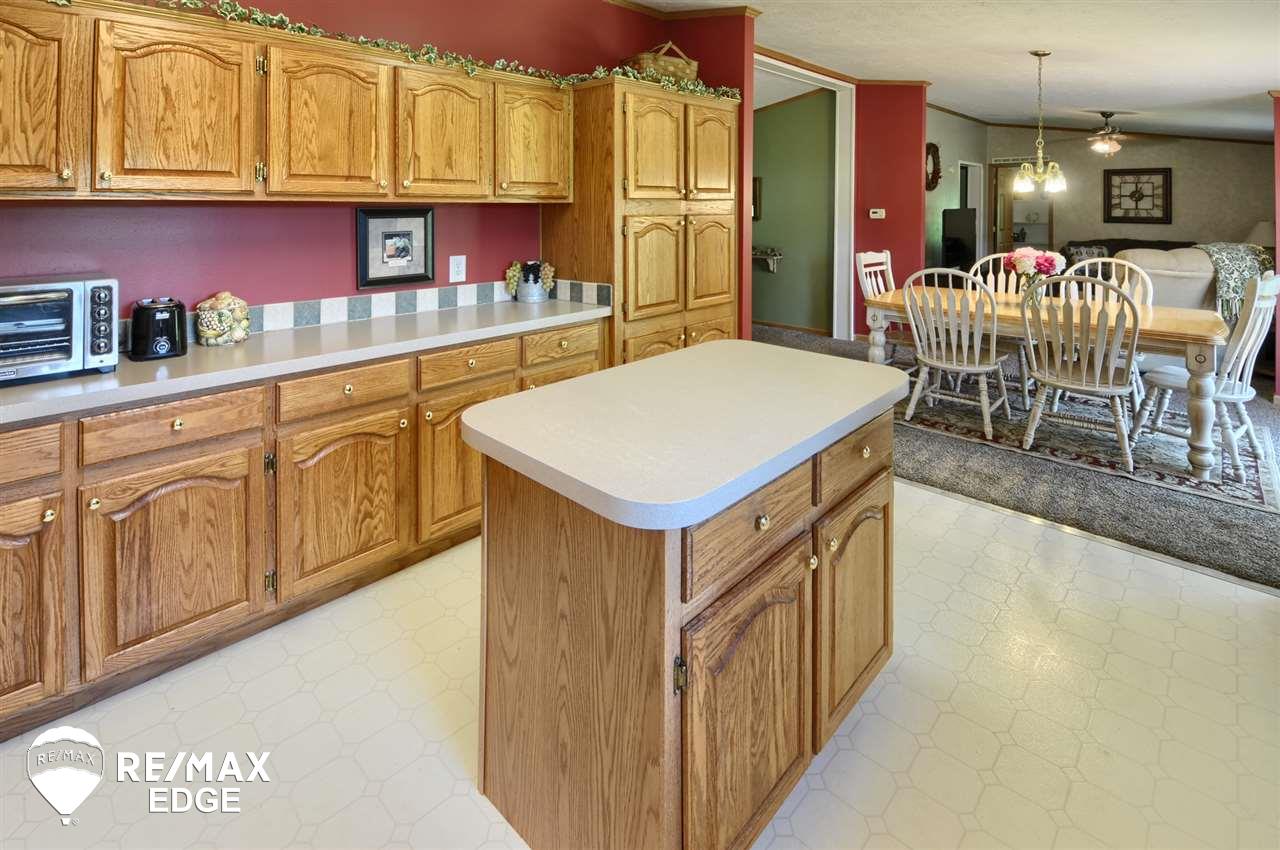 4200 Skelton Road Columbiaville, MI 48421 - Photo 18 of 36 31384842-17.JPG