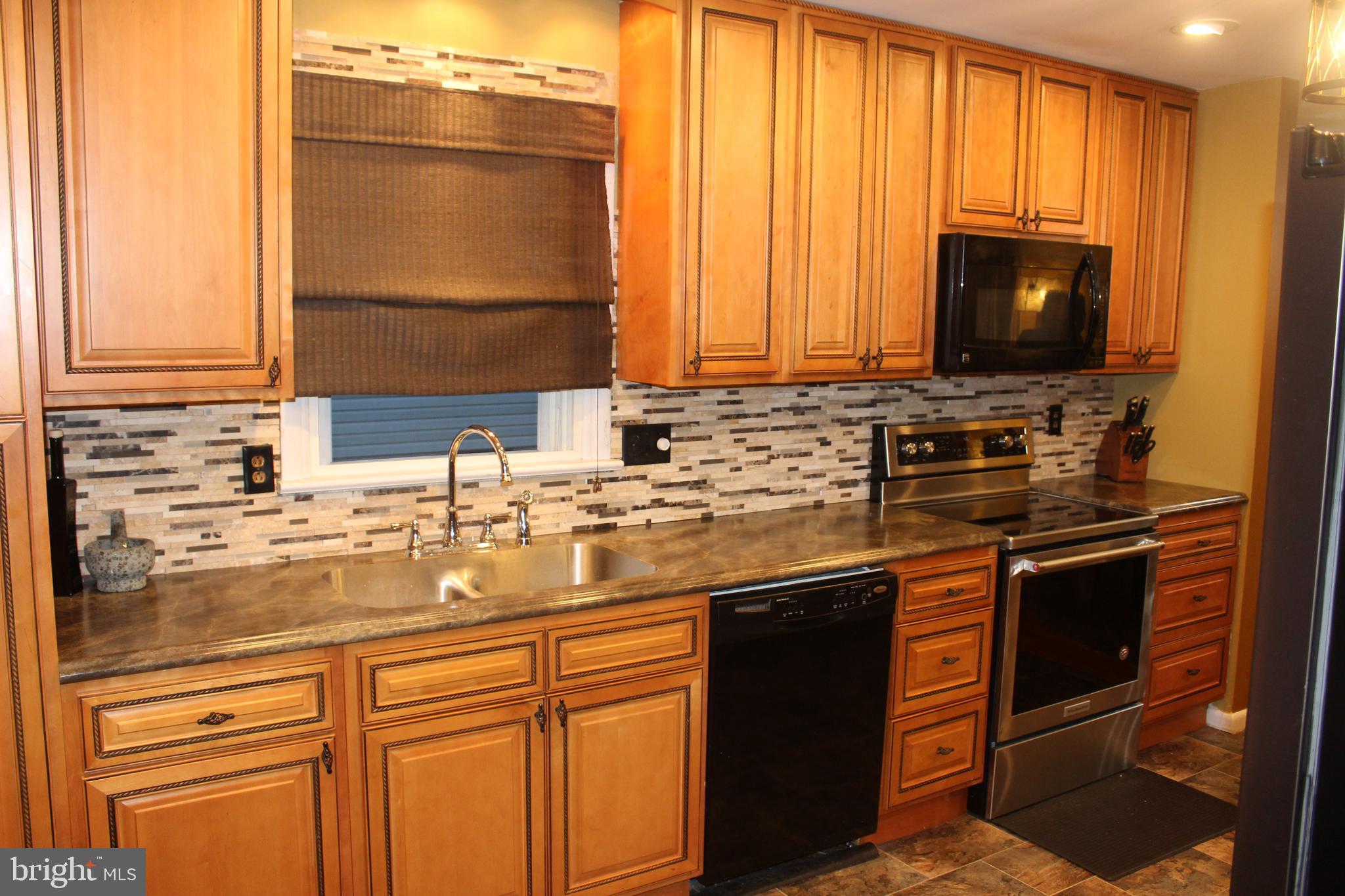 3208 Trinity Road Harrisburg, PA 17109 - Photo 14 of 41 Kitchen