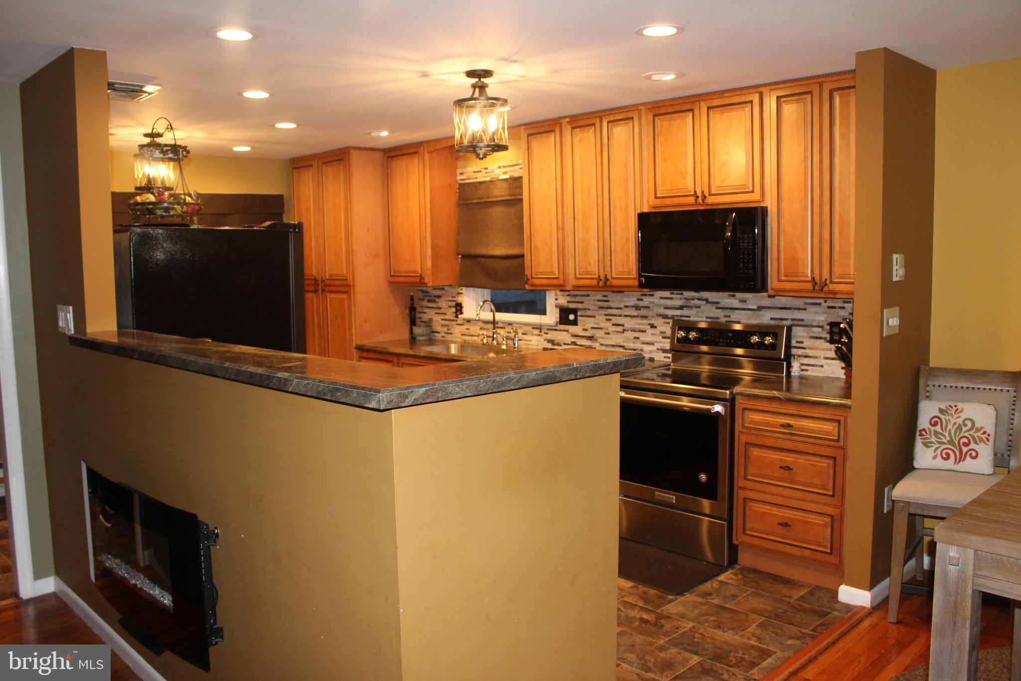 3208 Trinity Road Harrisburg, PA 17109 - Photo 18 of 41 Kitchen from Family/Dining Area