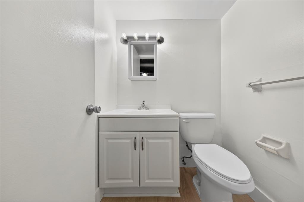 2201 Northeast 36th Street, Unit 107 Lighthouse Point, FL 33064 - Photo 14 of 25