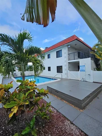 $1,775 | 2201 Northeast 36th Street, Unit 107, Lighthouse Point, FL 33064