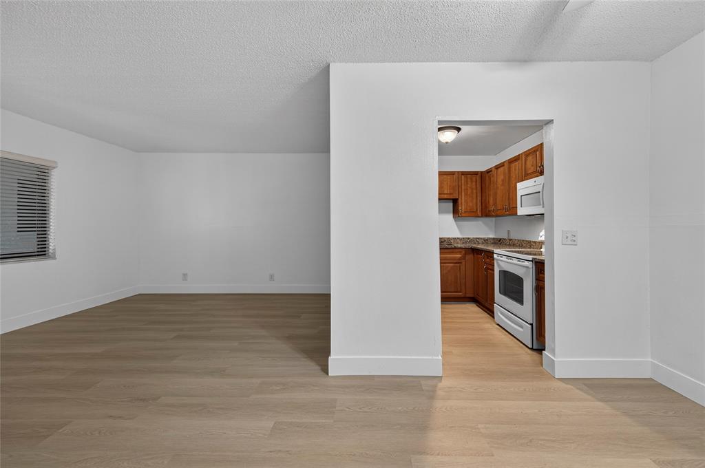 2201 Northeast 36th Street, Unit 107 Lighthouse Point, FL 33064 - Photo 6 of 25