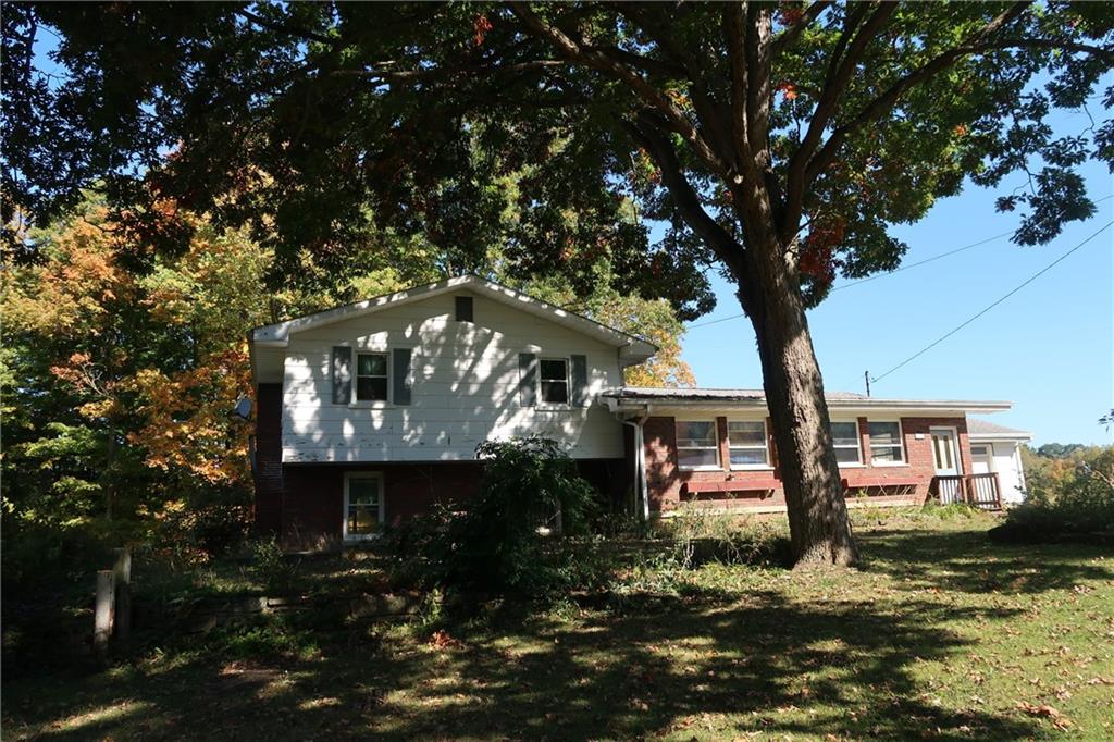 489 McCullough Road Sharpsville, PA 16150 - Photo 4 of 40