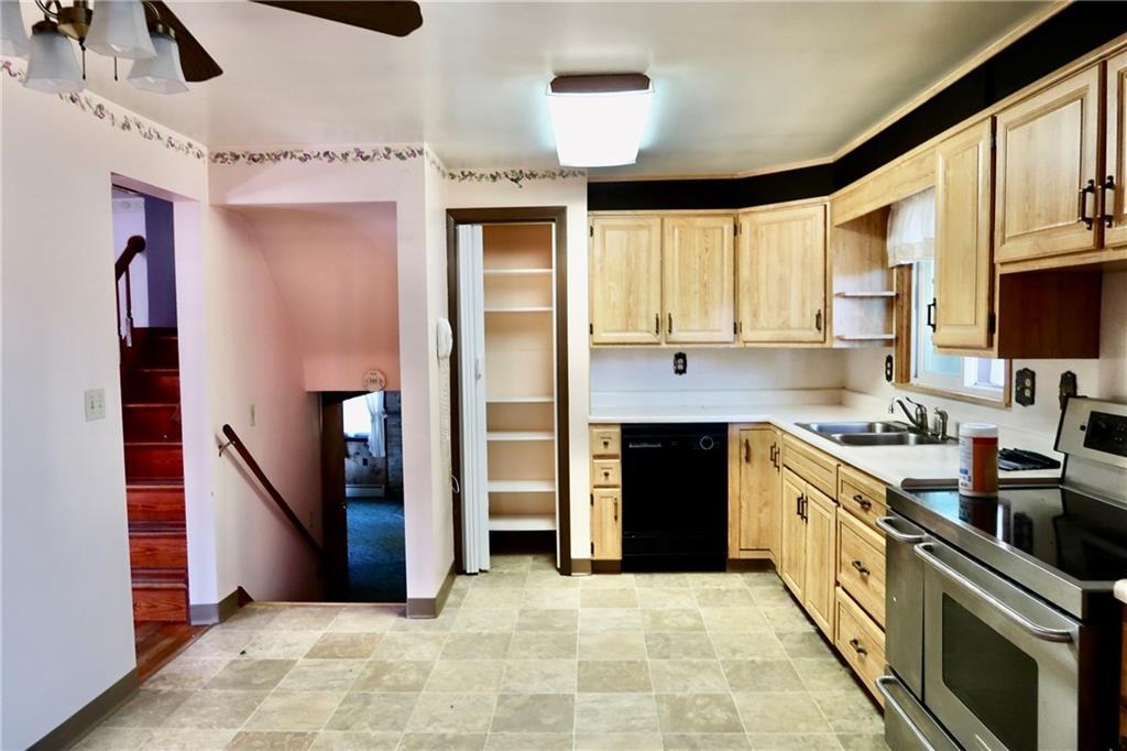 489 McCullough Road Sharpsville, PA 16150 - Photo 8 of 40