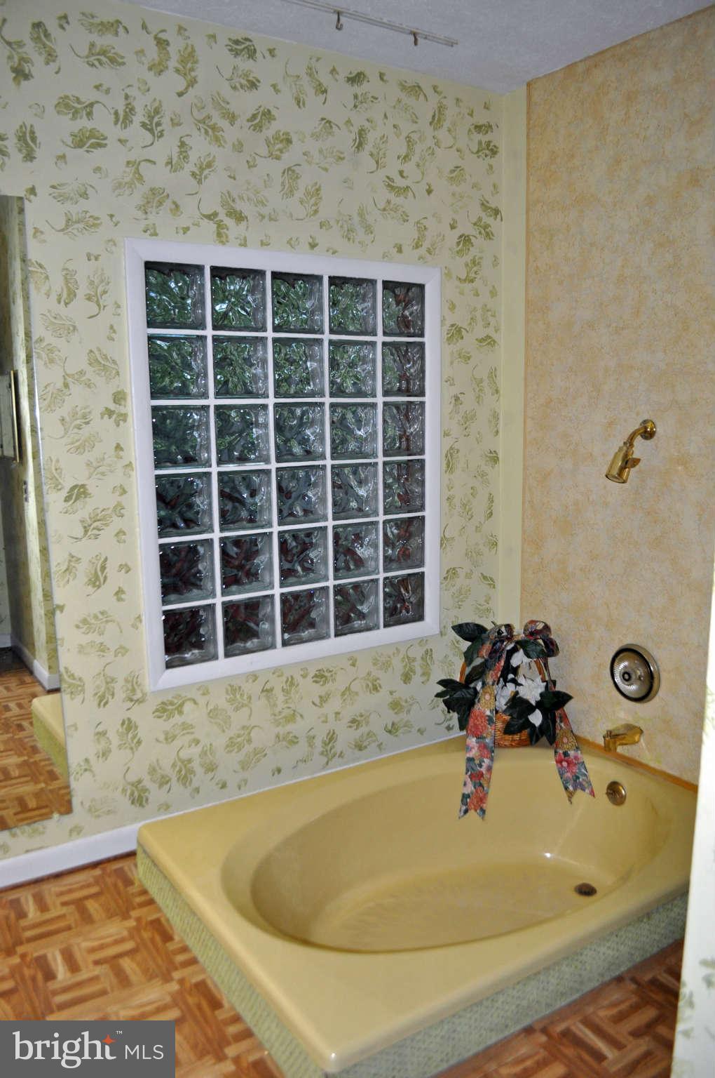 Bath with Sunken Soaking Tub