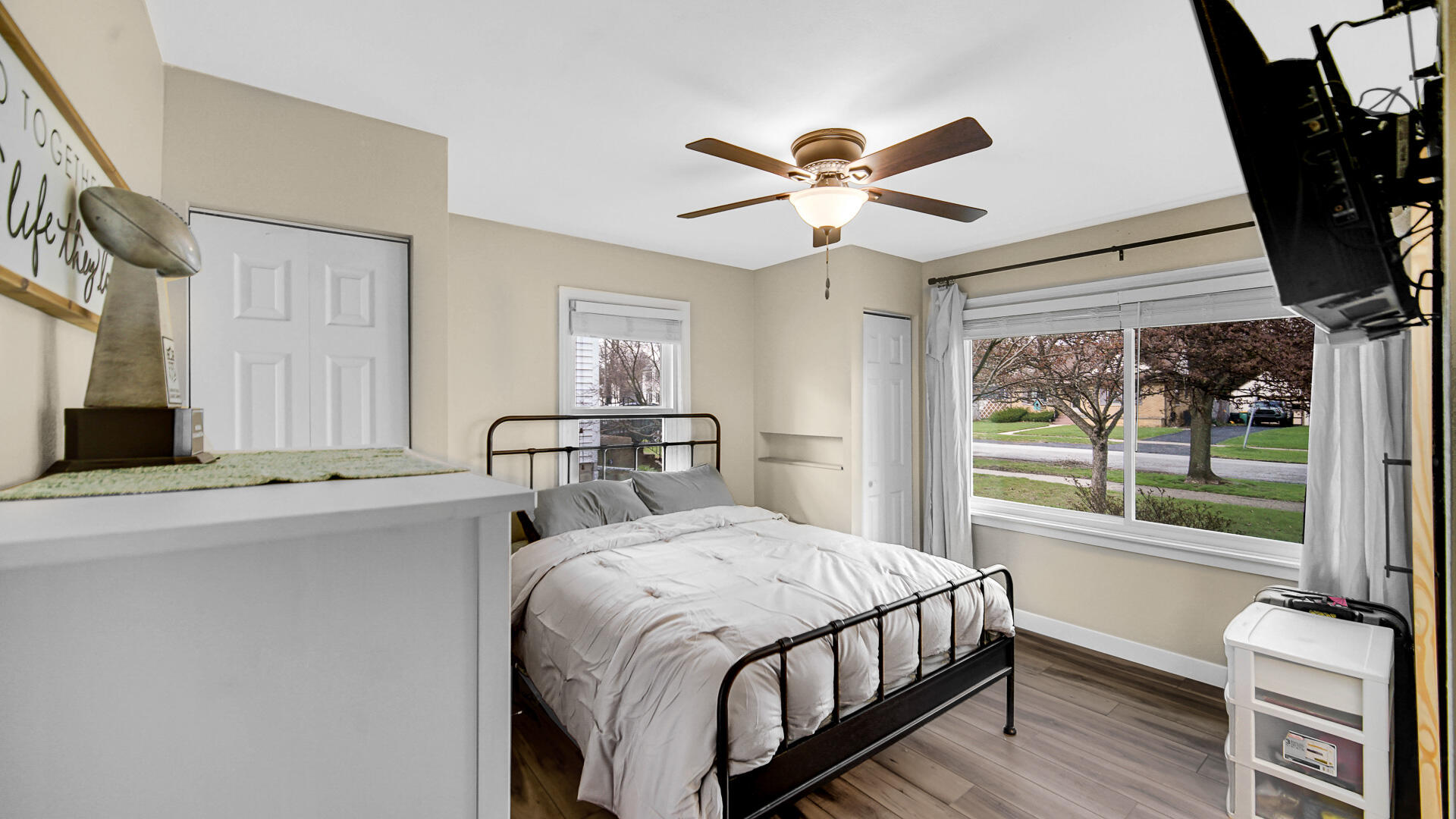 8345 Walnut Drive Munster, IN 46321 - Photo 6 of 15 1920x1080