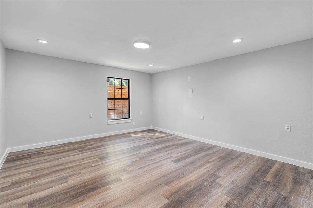 901 Isbell Road Fort Worth, TX 76114 - Photo 12 of 35