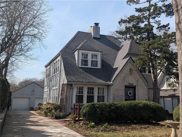 $400,000 | 5616 Wyandotte Street, Kansas City, MO 64113