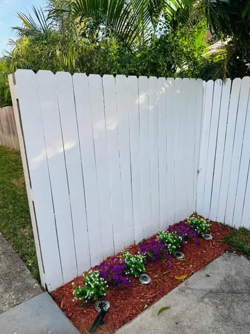 $3,850 | 833 Briggs Street, West Palm Beach, FL 33405