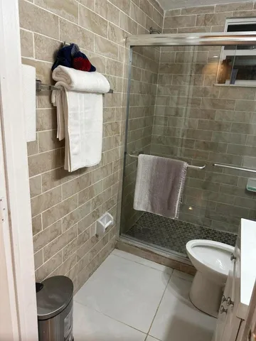 $3,850 | 833 Briggs Street, West Palm Beach, FL 33405