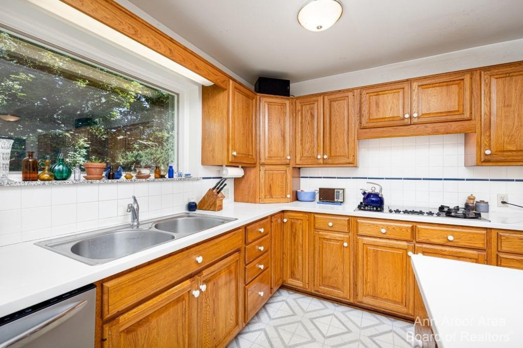 920 Vesper Road Ann Arbor, MI 48103 - Photo 16 of 40 Photo 16