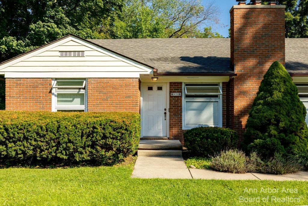 920 Vesper Road Ann Arbor, MI 48103 - Photo 5 of 40 Photo 5