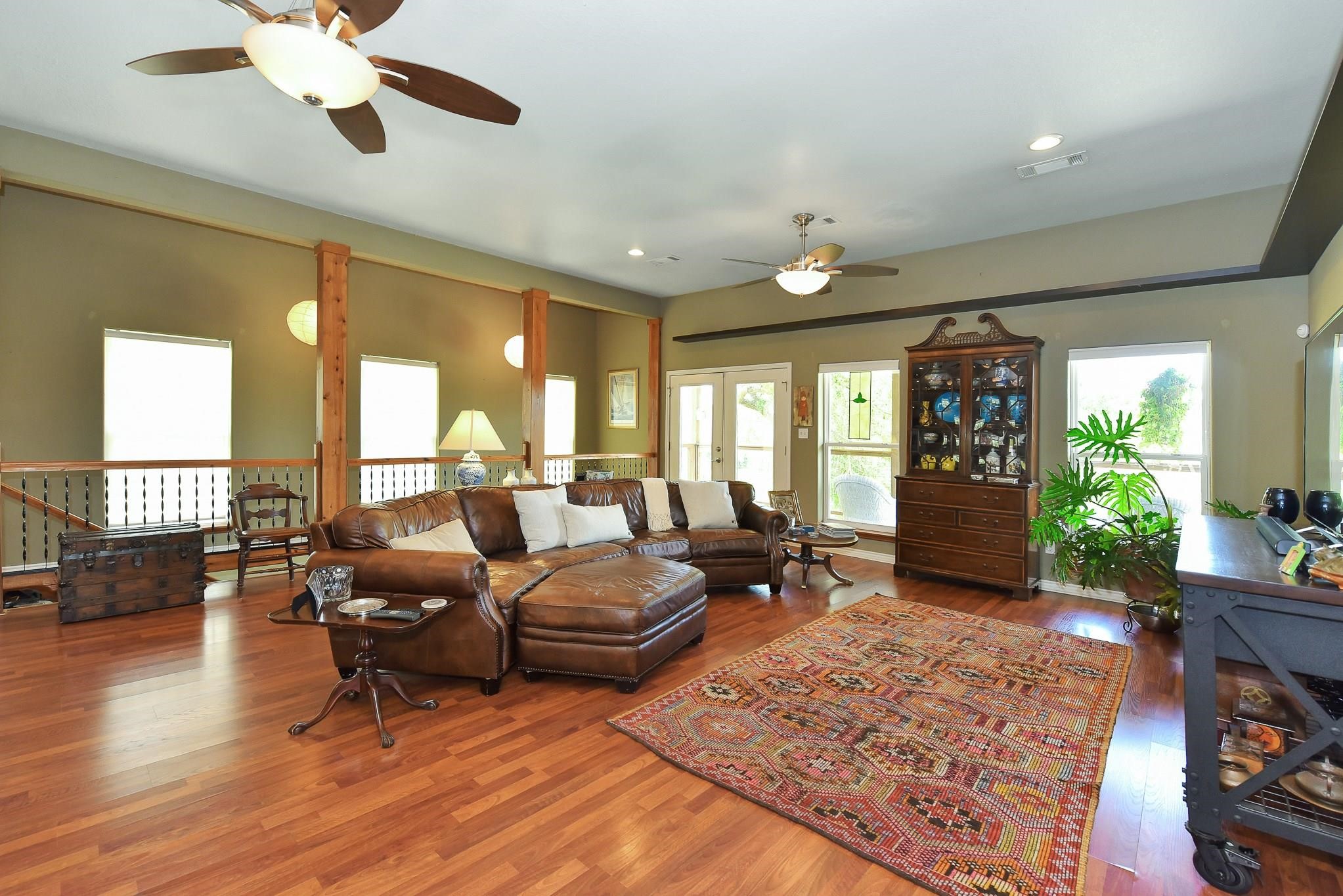 226 Valmar Kemah, TX 77565 - Photo 7 of 29 a living room with furniture and a large window