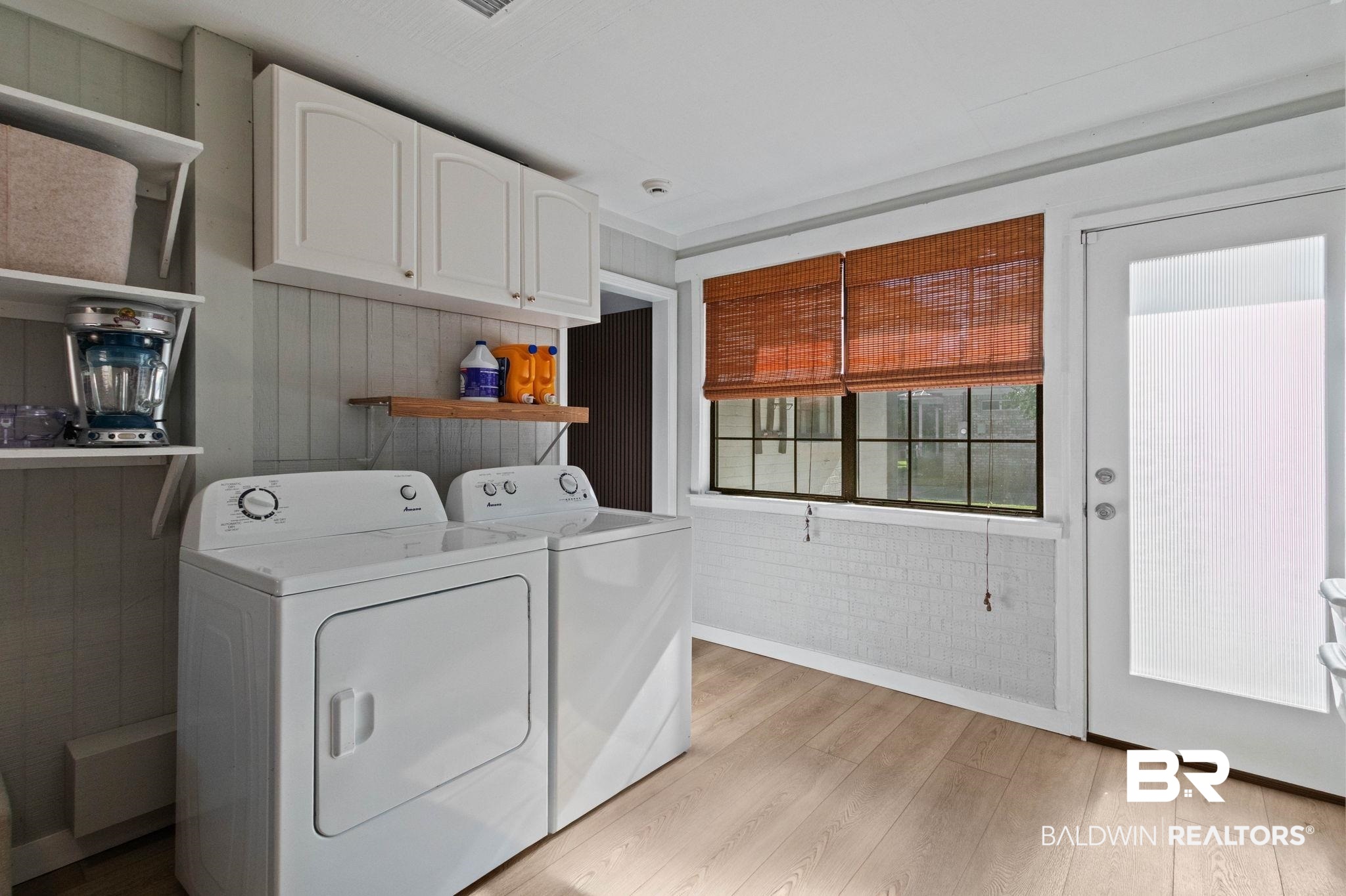 524 Ariel Avenue Foley, AL 36535 - Photo 24 of 37 Dedicated laundry area featuring a full-size washer and dryer