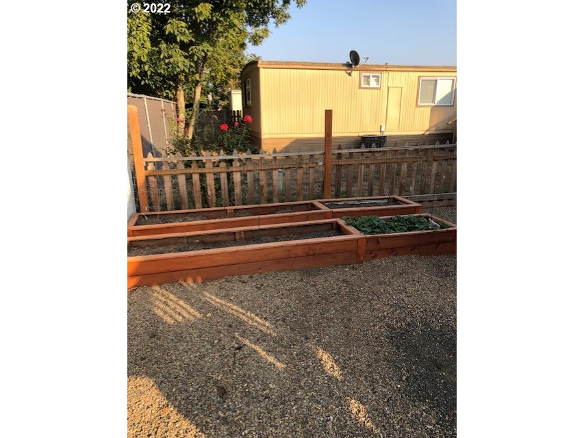2150 Laura, Unit 94 Springfield, OR 97477 - Photo 23 of 23 Backyard