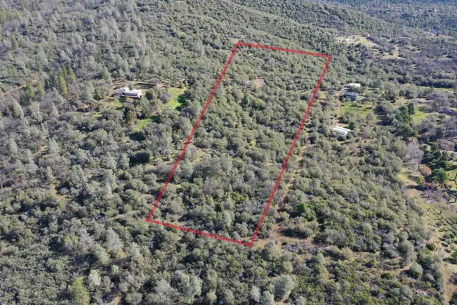 a view of a mountain in the distance