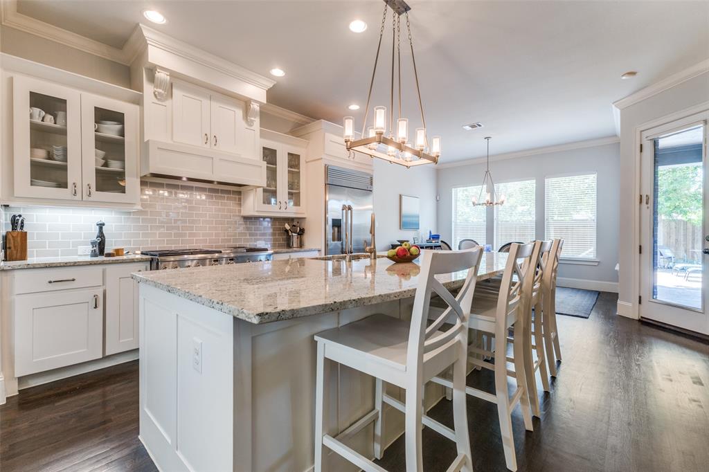 4008 North Cresthaven Road Dallas, TX 75209 - Photo 11 of 37