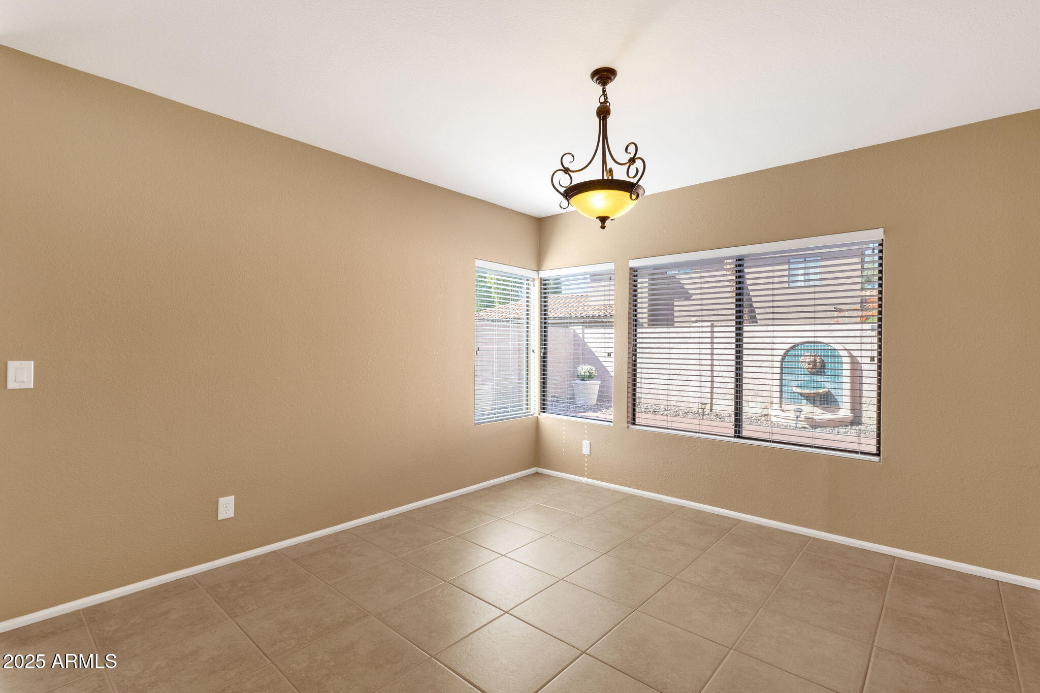 62 East Ranch Road Tempe, AZ 85284 - Photo 14 of 56 Formal dining