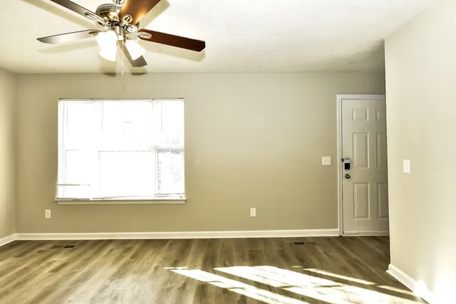 $1,595 | 2607 Landrum Court, Unit 3, Springfield, TN 37172