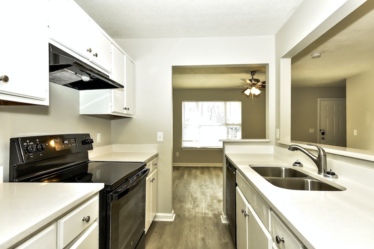 2607 Landrum Court, Unit 3 Springfield, TN 37172 - Photo 4 of 17