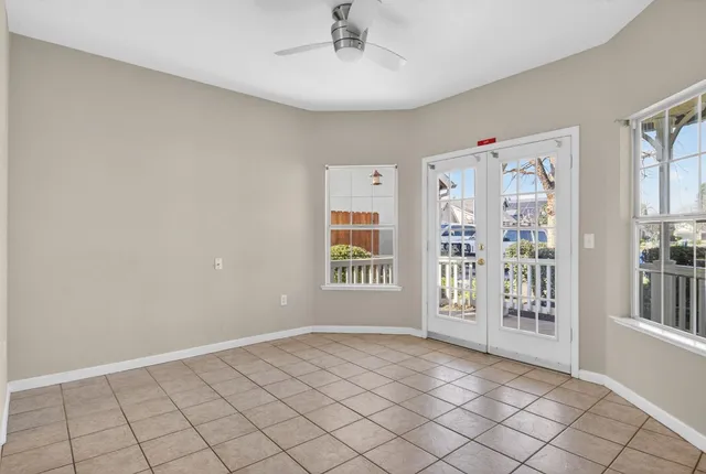 $594,900 | 260 West Loyola Avenue, Clovis, CA 93619