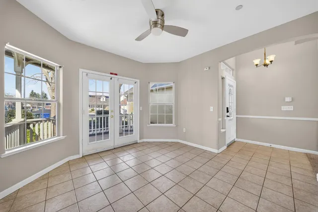 $594,900 | 260 West Loyola Avenue, Clovis, CA 93619