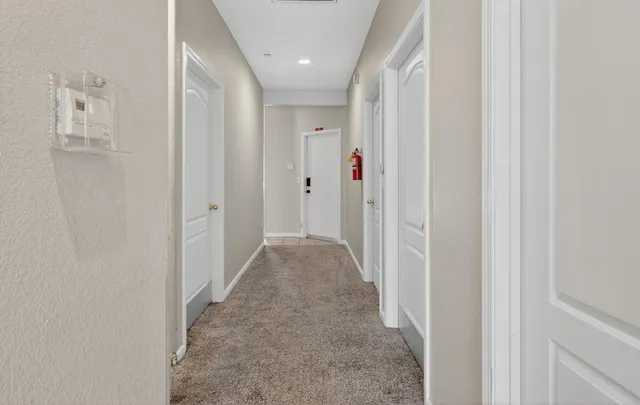 $594,900 | 260 West Loyola Avenue, Clovis, CA 93619