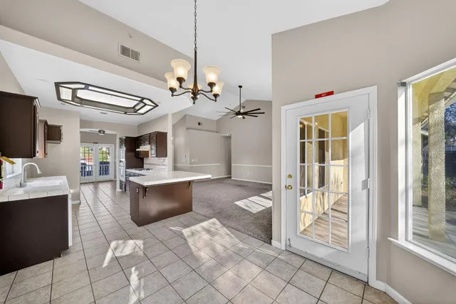 $594,900 | 260 West Loyola Avenue, Clovis, CA 93619