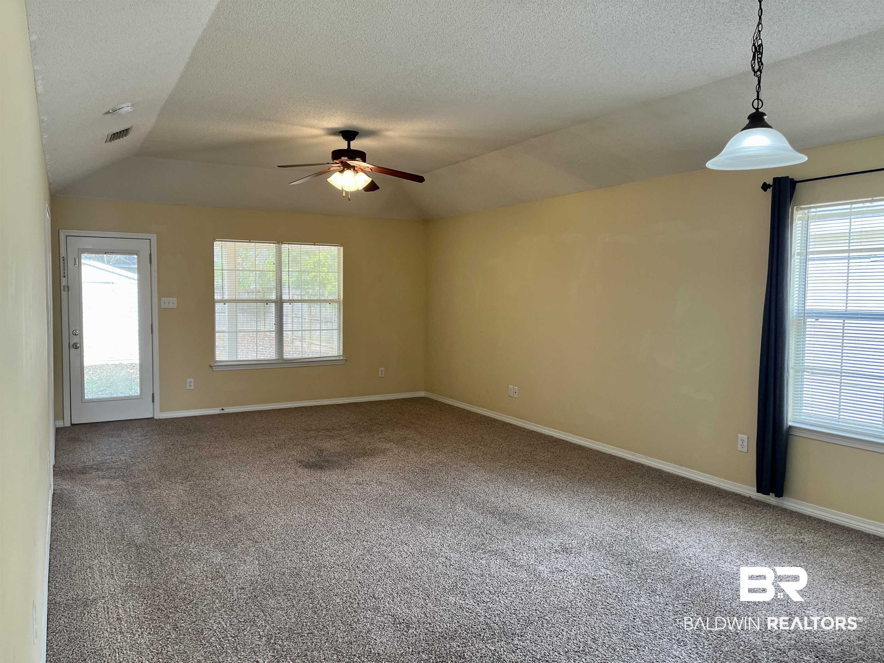 8918 Fall Court Mobile, AL 36695 - Photo 8 of 44
