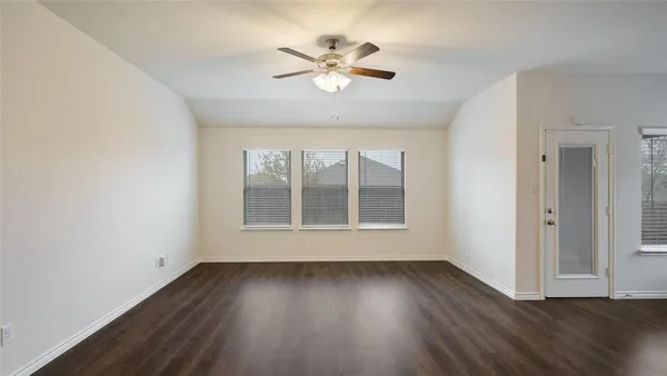 $2,300 | 1100 Bois D'Arc Lane, Anna, TX 75409