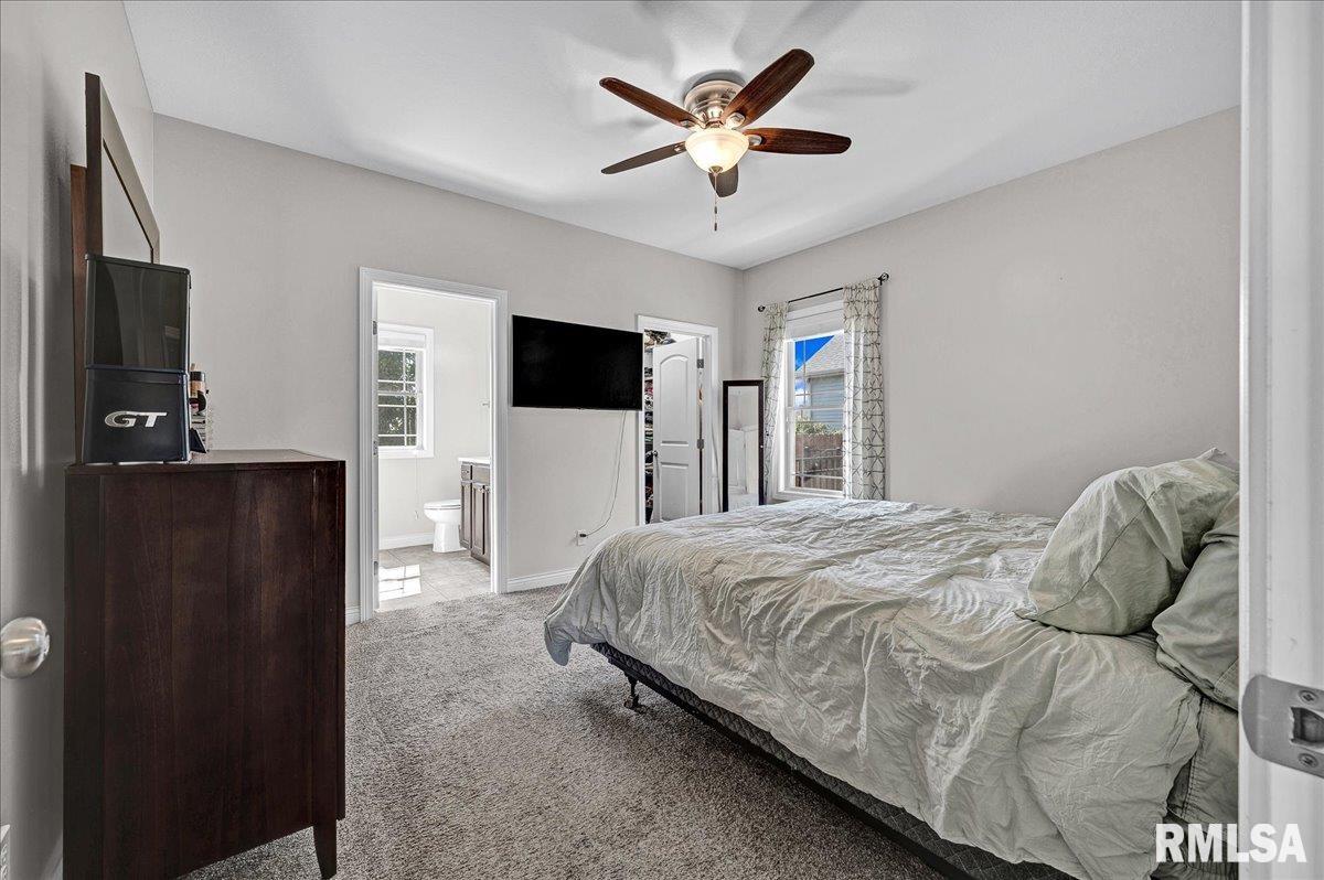 1512 MacKenzie Street Washington, IL 61571 - Photo 16 of 44