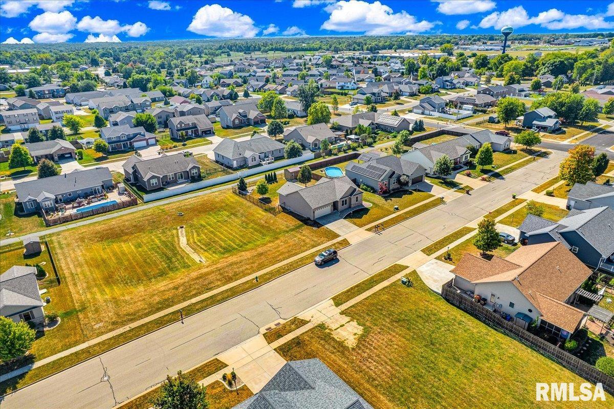 1512 MacKenzie Street Washington, IL 61571 - Photo 31 of 44