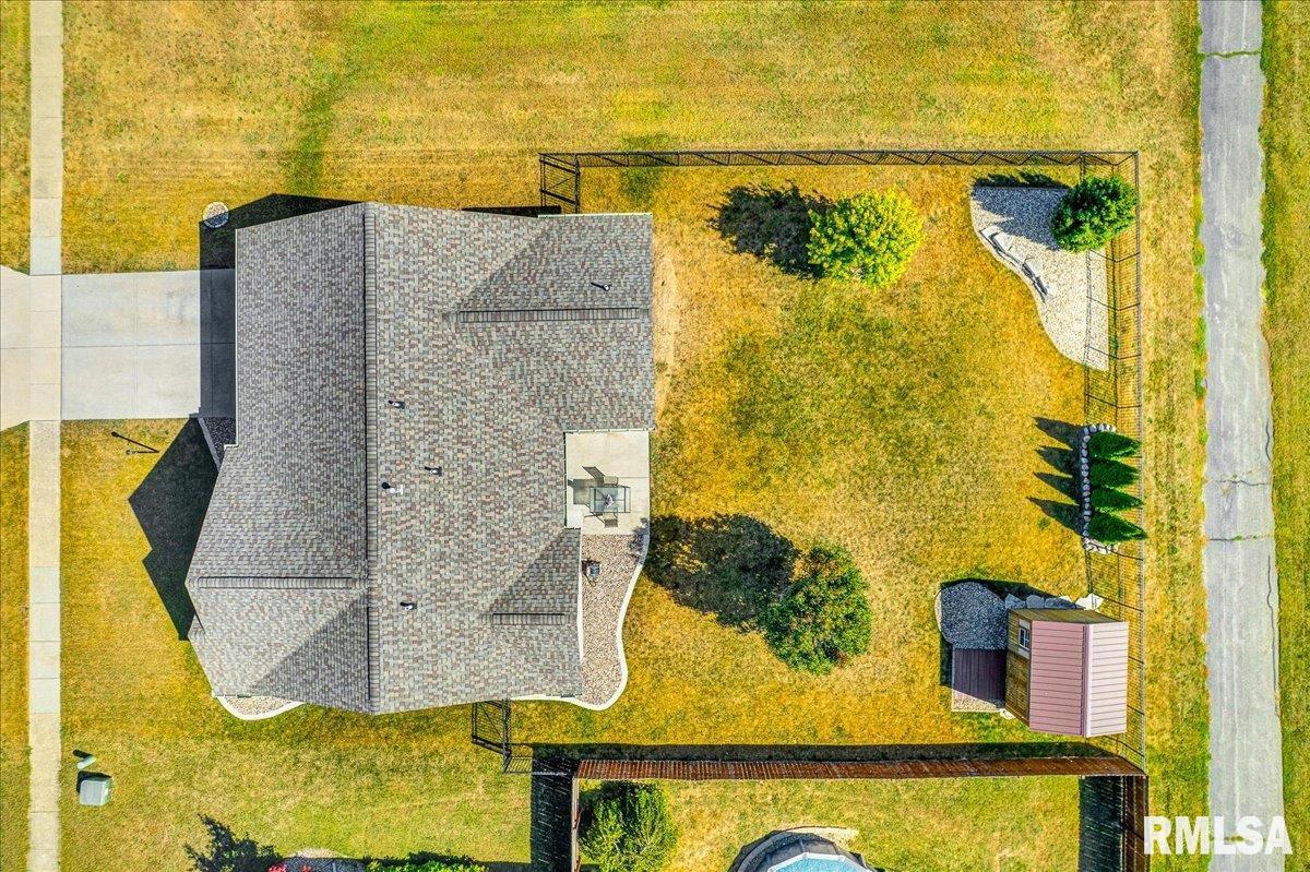 1512 MacKenzie Street Washington, IL 61571 - Photo 41 of 44